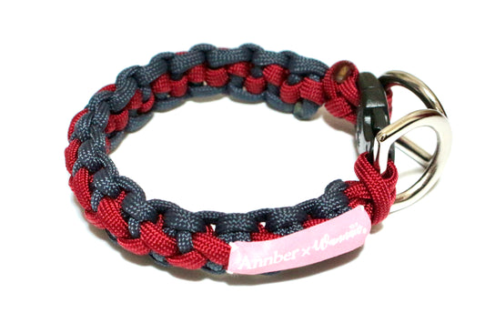 クロスモチーフの首輪/2色