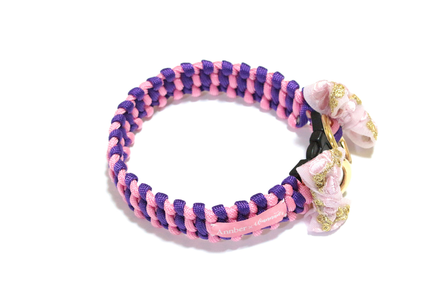 Cor de Levan/Raille (striped ribbon collar)